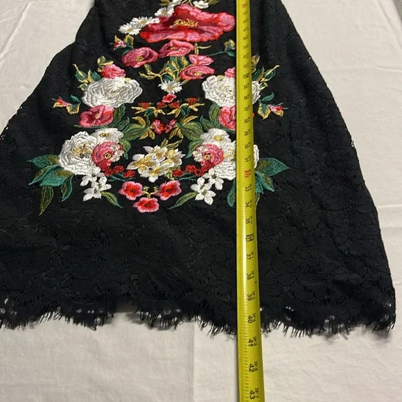 Embroidered Flowers Lace Luxury 3/4 Sleeve Midi Black lined Dress Back and front
